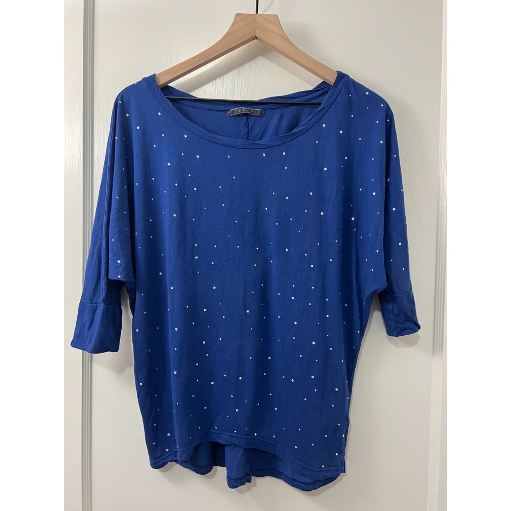 Velvet by Graham & Spencer Blue Sparkle Batwing Sleeve Top Women's Petite (XS)